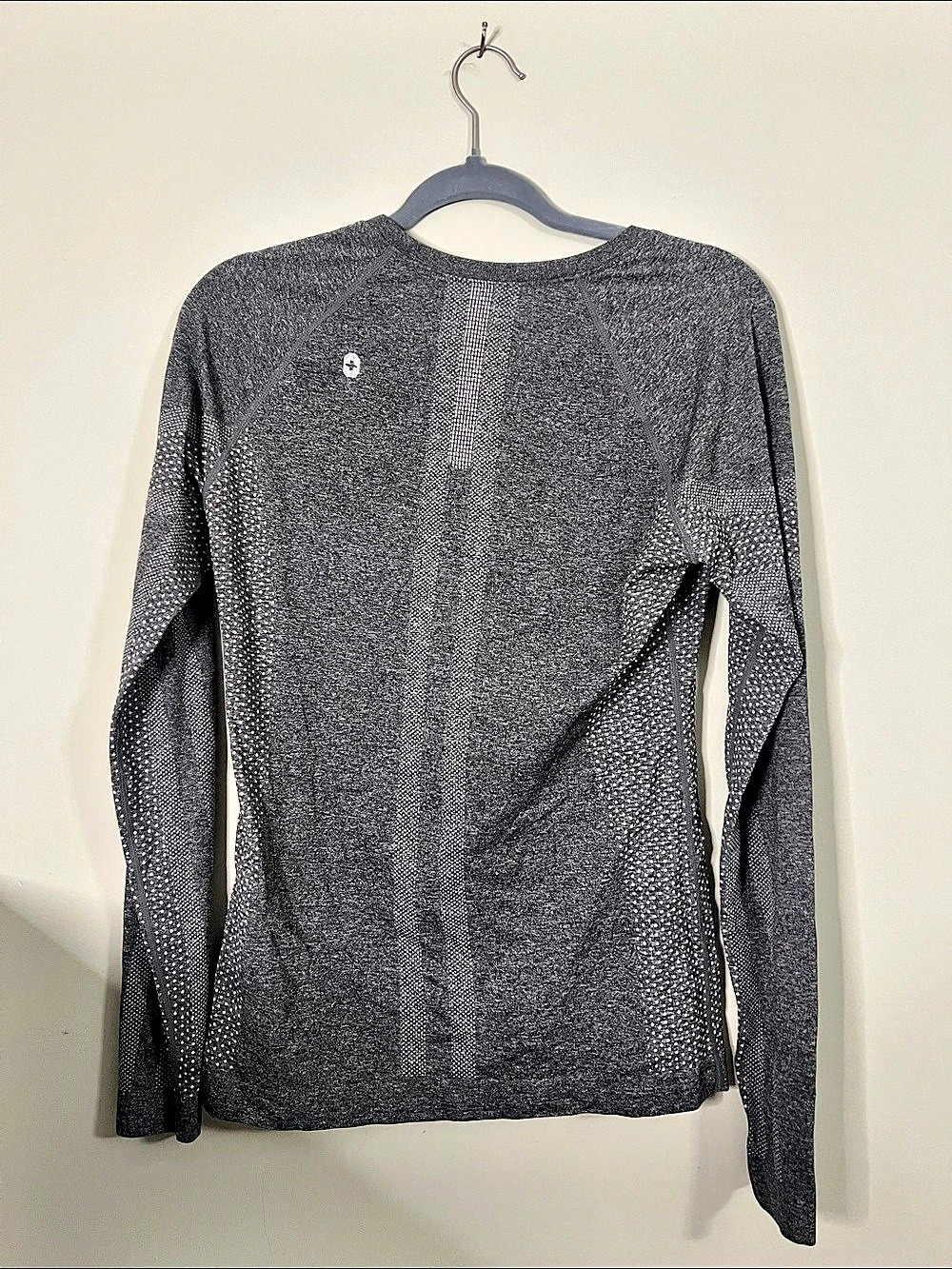 Figs Salta Seamless Long-Sleeve Underscrub Gray Medium - Picture 2 of 3